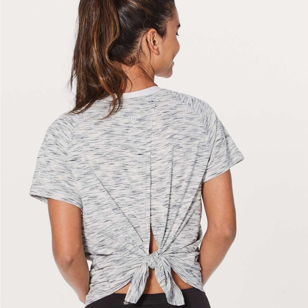 Lululemon Back In Action Short Sleeve